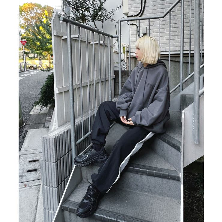 ラージトラックパンツ 韓国 韓国ファッション[品番:WG010086211 ラージトラックパンツ 韓国 韓国ファッション[品番:WG010086211