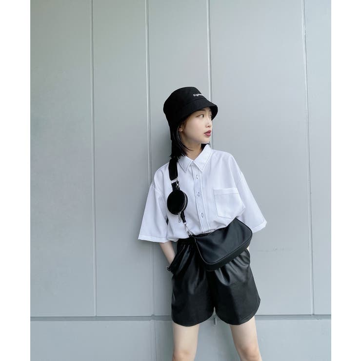 Figments】フェイクレザーショートパンツ 韓国 韓国ファッション