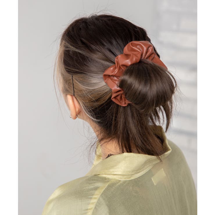 【WEB限定】フェイクレザーシュシュ | WEGO【WOMEN】 | 詳細画像2 