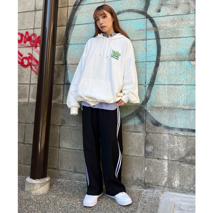 ヘビーウエイト  グラフィティロゴBIGプルパーカ[品番：WG010081647]｜WEGO【WOMEN】（ウィゴー）のレディースファッション通販｜SHOPLIST（ショップリスト）