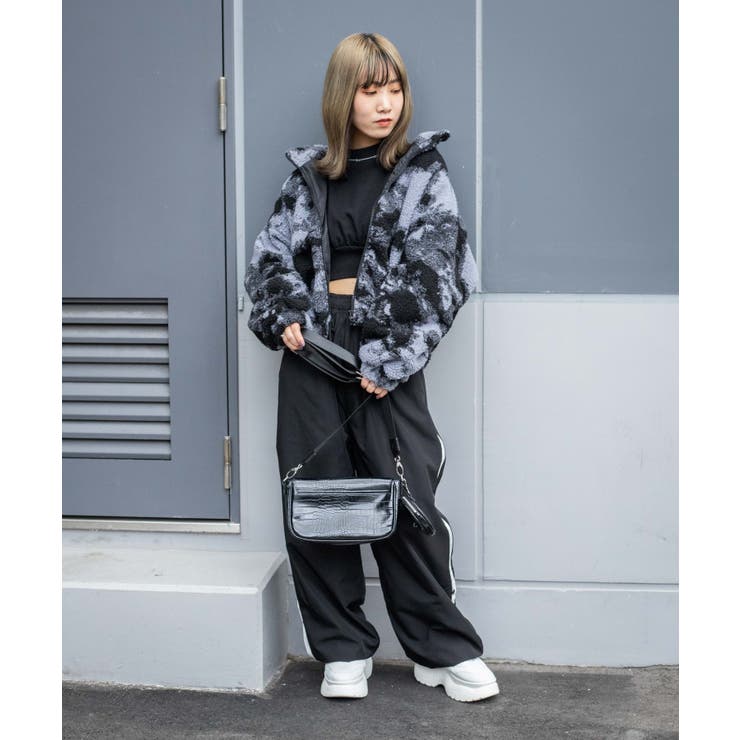 ボアスタンドショートブルゾン 韓国  韓国ファッション[品番：WG010082572]｜WEGO【WOMEN】（ウィゴー）のレディースファッション通販｜SHOPLIST（ショップリスト）