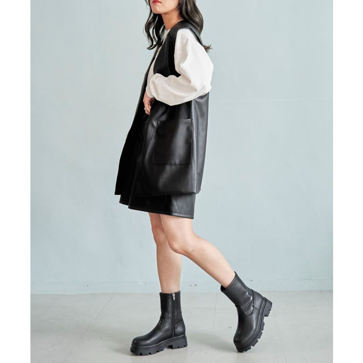 フェイクレザータックハーフパンツ[品番：WG010083585]｜WEGO【WOMEN