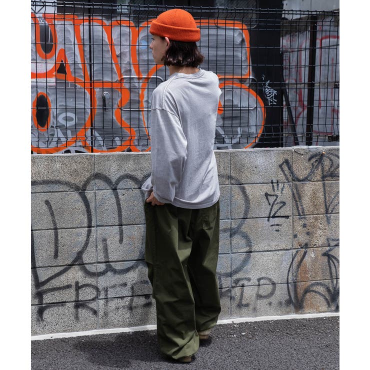VENHIT★韓国★男女兼用★人気★SPACE CAT ピグメント ロンT Designer fashion, Seoul-fully created | W Concept