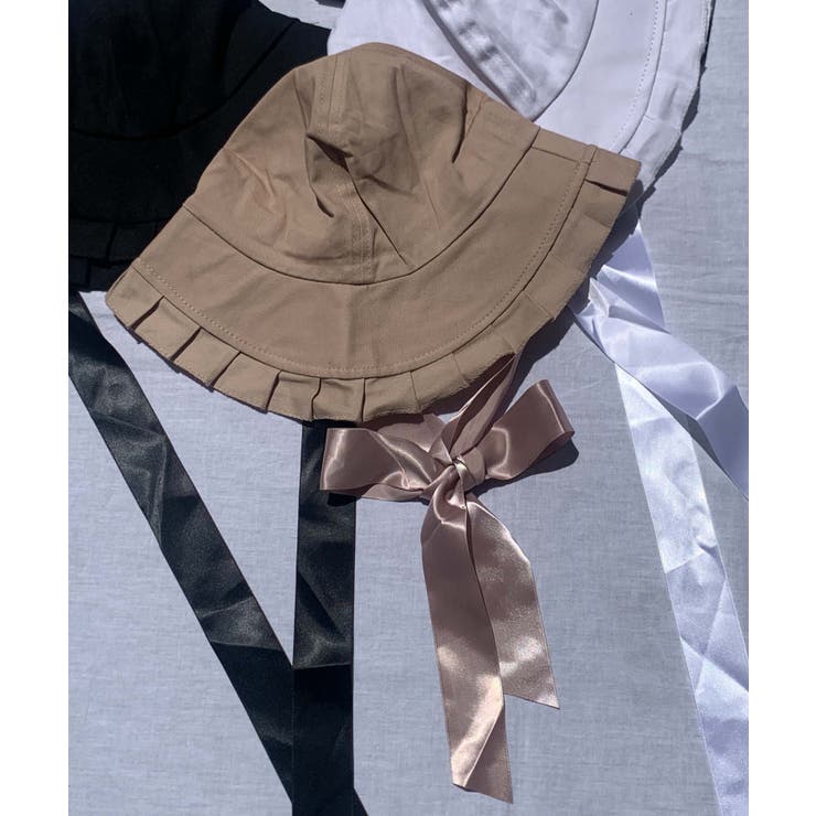 新品•タグ付き】 ハット帽子 羽付き ややこしい リボン付き 婦人帽 