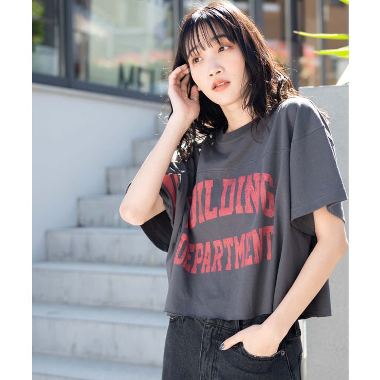 美品SEArieフットボールショートスウェットシャツ URBAN RESEARCH ショートスウェットシャツ - トップスオンライン