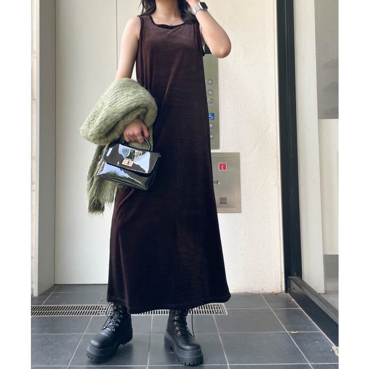 楽天市場】春夏 人気 新作 韓国 レディース ロングワンピース ノースリーブ ワンピース 女性 無地 腰縛り プリーツスカート 氣質 大人 お母さん  上品 ファッション 普段着 楽天 結婚式 二次 通勤 日常 S M L : 心々音