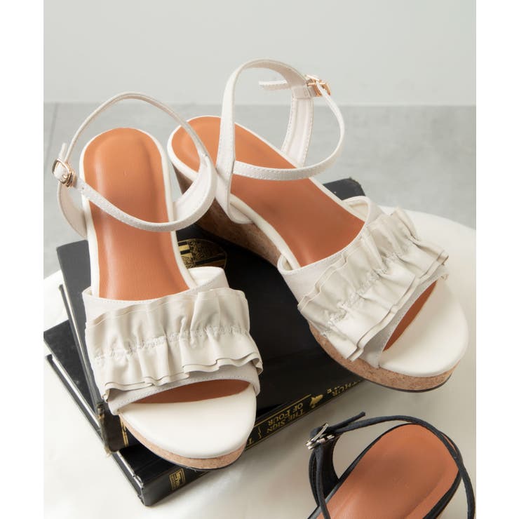 FERRAGAMO #sns フェラガモ Ferragamo サンダル 5+ D ベージュ