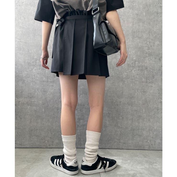新発売 値下げ】オーバースカート付きショートパンツ いそがしく レディースウェア