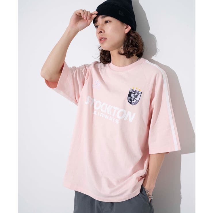 ピンク
