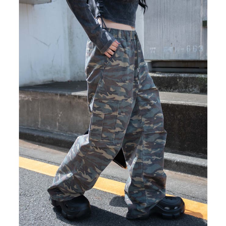 VALABASAS カモフラージュカーゴパンツ VALABASAS 迷彩カーゴパンツ サイズ30 - メルカリ