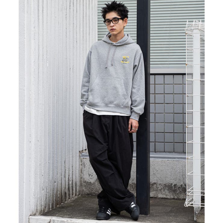 リラックスフィットTHEBOYグラフィックパーカー[品番 リラックスフィットTHEBOYグラフィックパーカー[品番