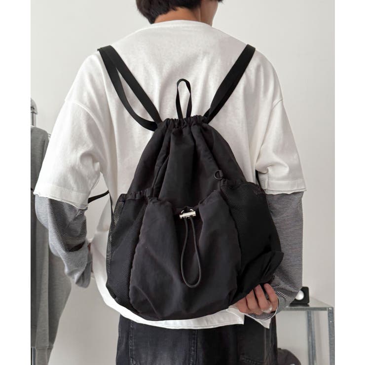 ブラック