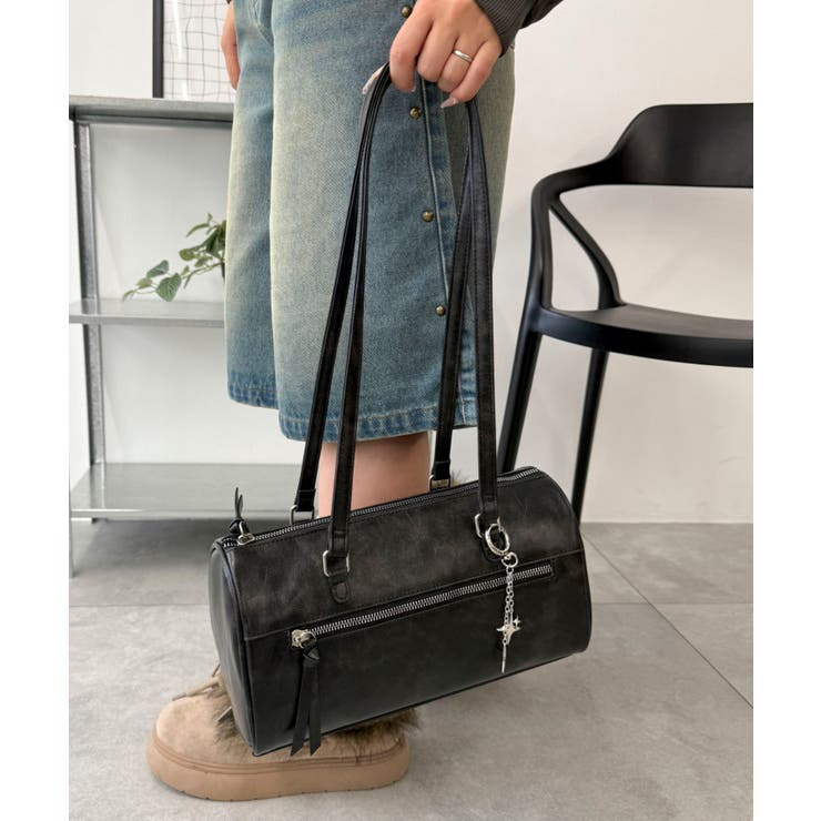 ブラックその他 | キラキラチャーム付きドラムボストンバッグ | WEGO【WOMEN】