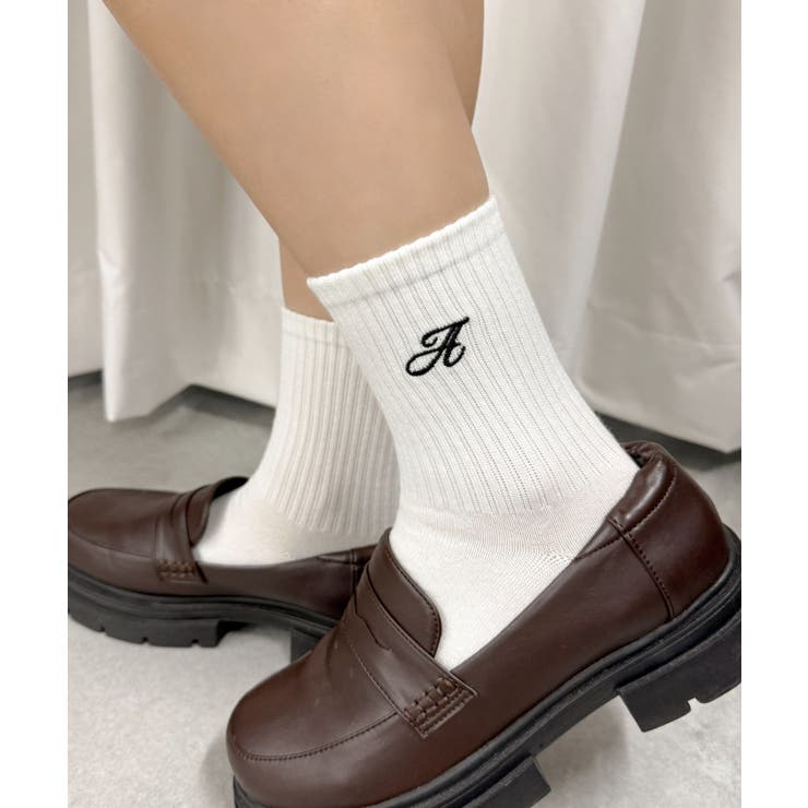 ホワイト | アルファベット刺繍ソックス | WEGO【WOMEN】