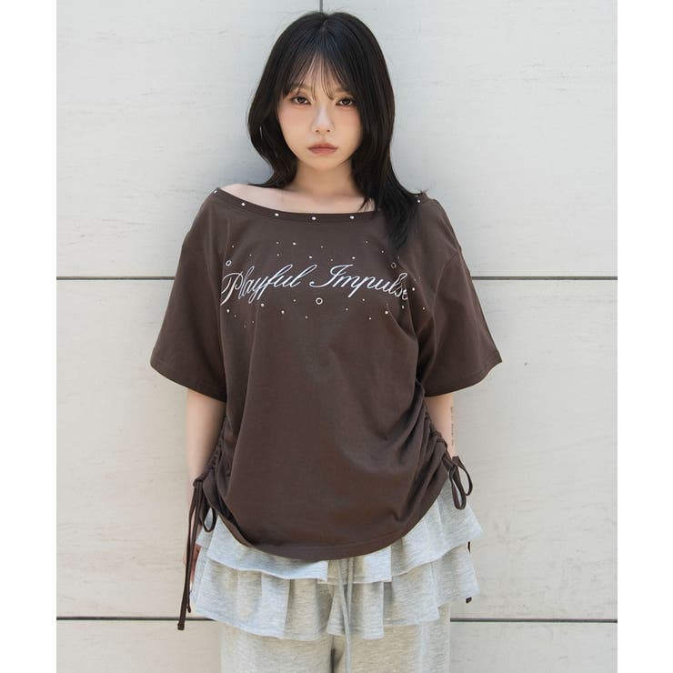 ブラウン | サイドドロストオフショルグラフィックT | WEGO【WOMEN】