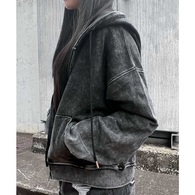 Figments（フィグメンツ）の「ブロックメッシュニットZIP