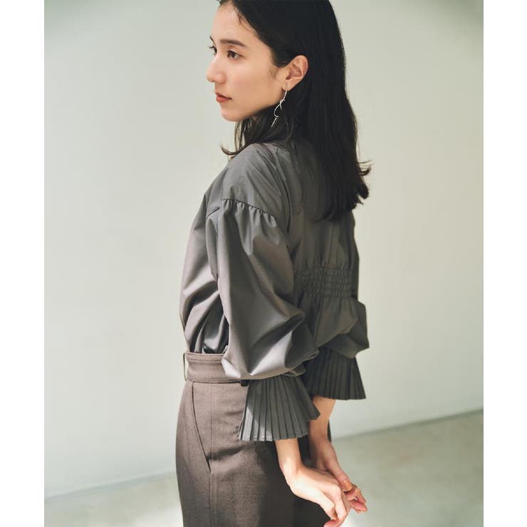 袖プリーツ&バックシャーリングシャツ【体型カバー/洗える】 | THE SHOP TK | 詳細画像4 