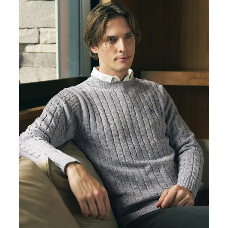 ライトグレー(011) | ケーブル柄クルーネックニット | adabatmen