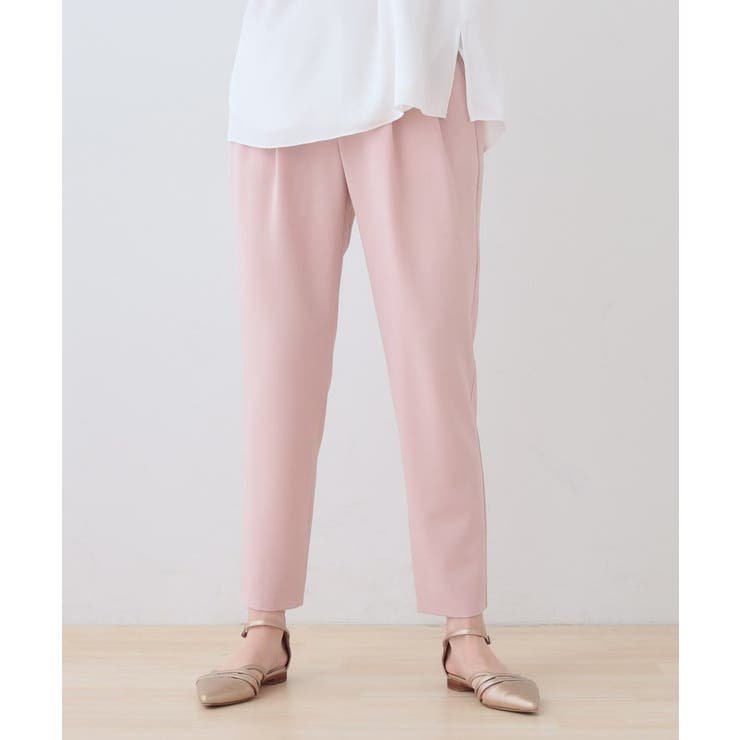 ライトピンク(070) | 【洗える／ストレッチ】タックテーパードパンツ | THE SHOP TK