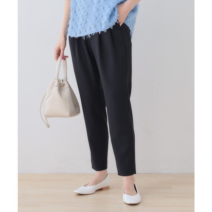 ネイビー(094) | 【洗える／ストレッチ】タックテーパードパンツ | THE SHOP TK