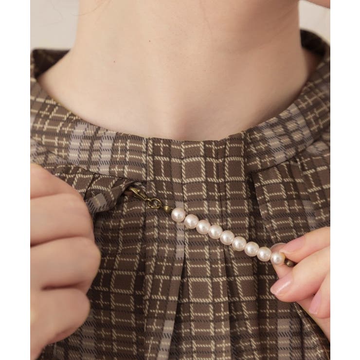 【大人可愛い・パール取り外し・通勤】・タックタイチェック柄ブラウス | Couture brooch | 詳細画像41 