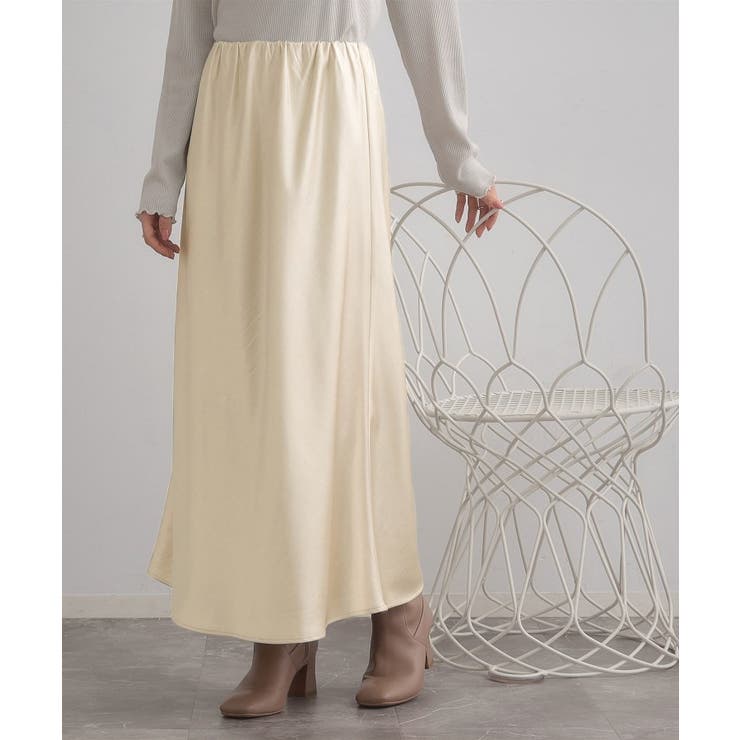 アイボリー(004) | シルキーヘビーサテンスカート | Couture brooch
