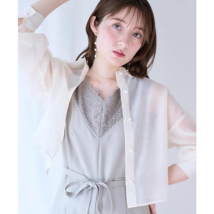 アイボリー(004) | 【洗える・オシャレな透け感】パール調ボタンシアーシャツ | Couture brooch