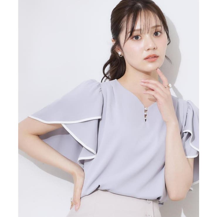 【洗える・通勤】Vネックパール調フレアブラウス | Couture brooch | 詳細画像29 