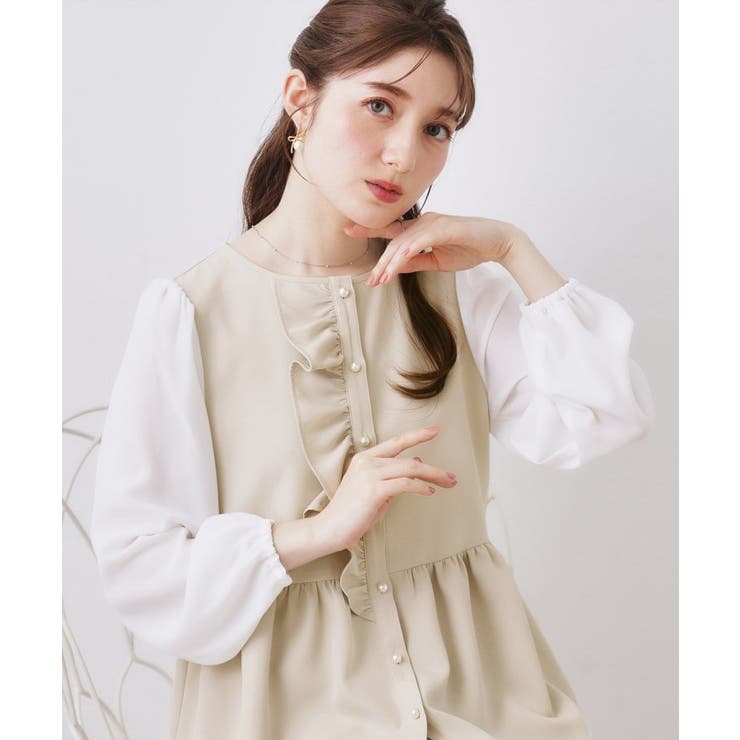 グレージュ(050) | フロントフリルドッキングペプラムブラウス | Couture brooch