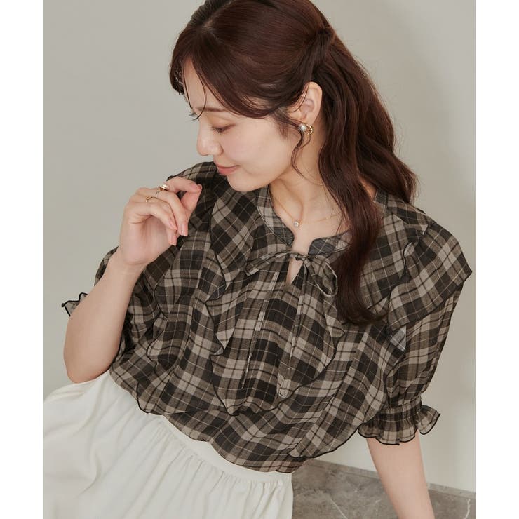ベージュ(152) | 【楊柳シフォンで涼しく】フリルチェックブラウス | Couture brooch