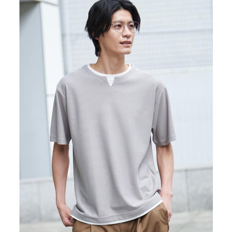 ライトベージュ(051) | 【一枚でコーディネートが完成！】レイヤード風 キーネック 半袖Tシャツ | THE SHOP TK