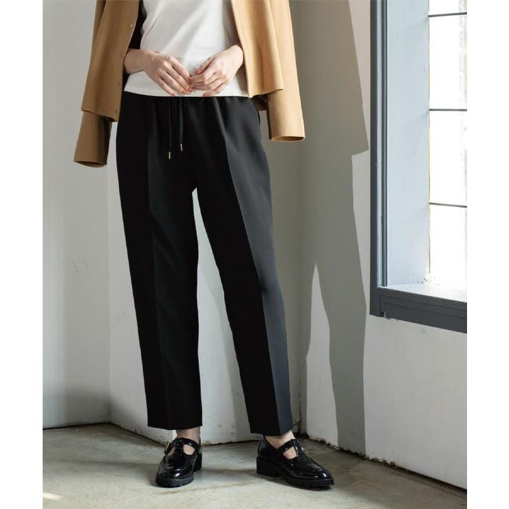 ブラック(019) | ストレッチ美脚イージーテーパードパンツ【防シワ/洗濯機洗い可】 | OPAQUE.CLIP