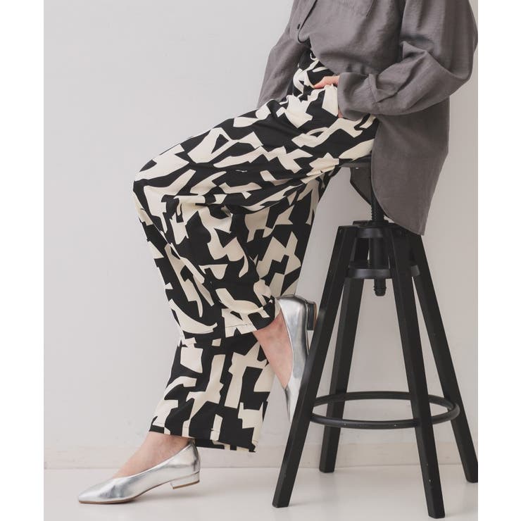 ブラック(119) | 幾何プリントイージーワイドパンツ【洗濯機洗い可】 | OPAQUE.CLIP