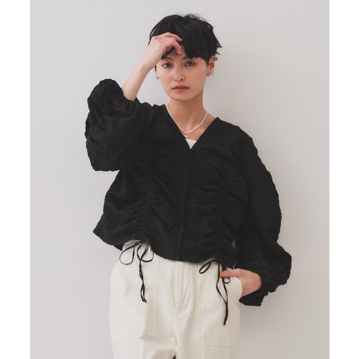 ふくれジャカードシャーリングデザインブラウス【洗濯機洗い可】 | OPAQUE.CLIP | 詳細画像6 