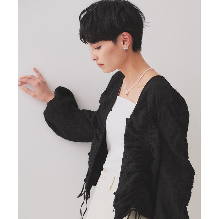 ブラック(019) | ふくれジャカードシャーリングデザインブラウス【洗濯機洗い可】 | OPAQUE.CLIP