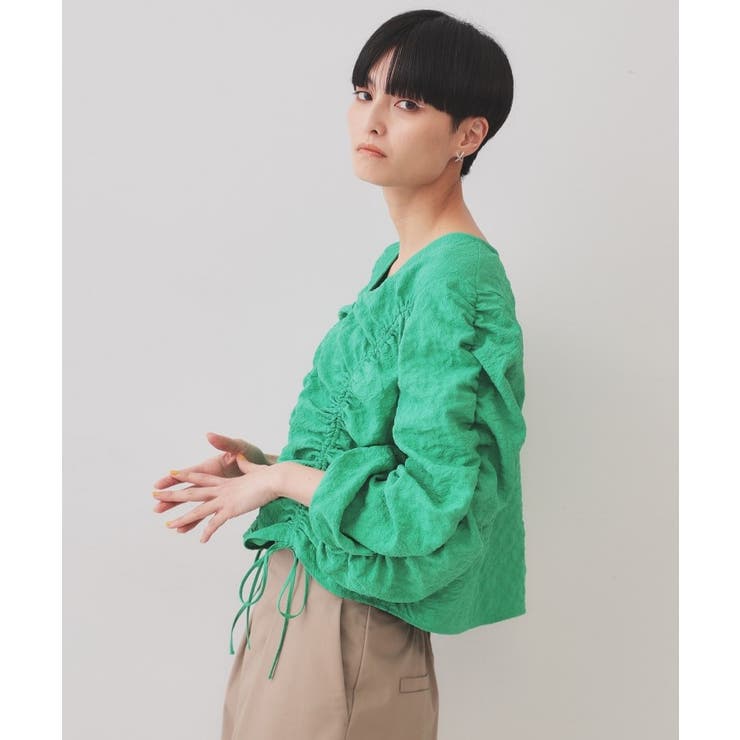 グリーン(022) | ふくれジャカードシャーリングデザインブラウス【洗濯機洗い可】 | OPAQUE.CLIP