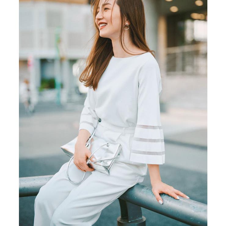 ホワイト(001) | 《6色展開》シアーボーダーフレアスリーブニット【洗濯機洗い可】 | OPAQUE.CLIP