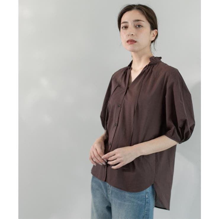 ブラウン(044) | シアーフリルネックブラウス【洗濯機洗い可】 | OPAQUE.CLIP