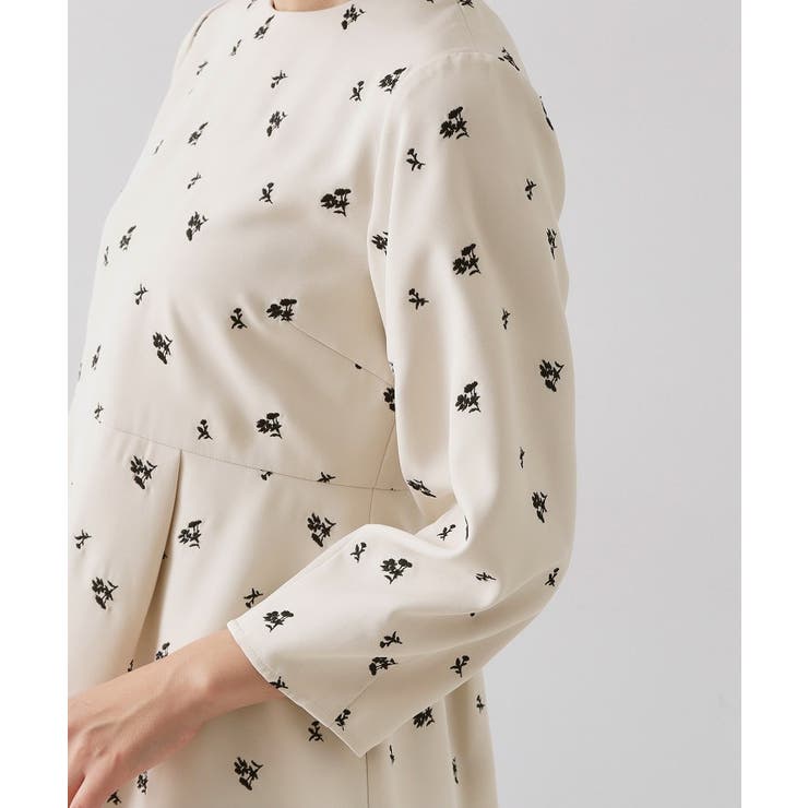 フラワー刺繍ペプラムブラウス【洗濯機OK】 | OPAQUE.CLIP | 詳細画像14 