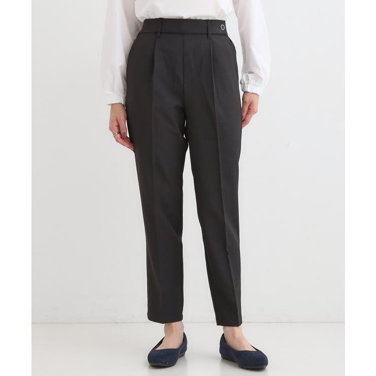 脚のラインをきれいに見せる タックテーパードパンツ | SHOO・LA・RUE | 詳細画像1