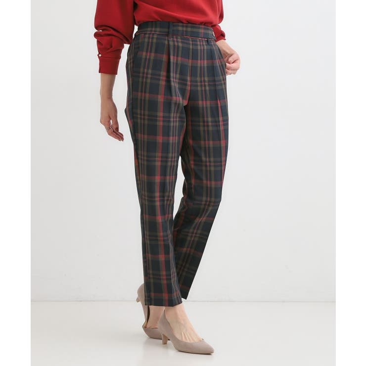 脚のラインをきれいに見せる タックテーパードパンツ | SHOO・LA・RUE | 詳細画像10