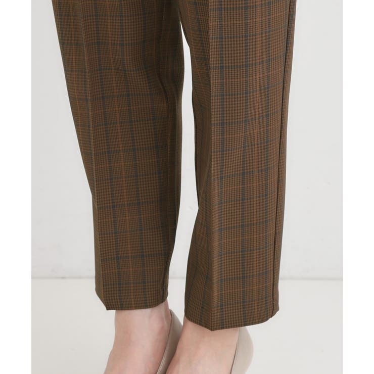 脚のラインをきれいに見せる タックテーパードパンツ | SHOO・LA・RUE | 詳細画像19