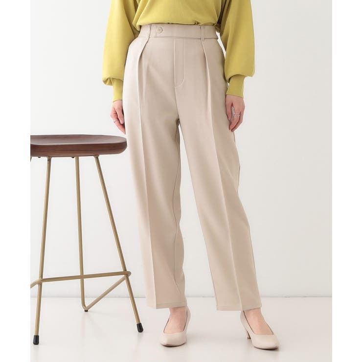 ライトベージュ(051) | 【S-LL】オフィスシーンでも活躍 タックテーパードパンツ | SHOO・LA・RUE
