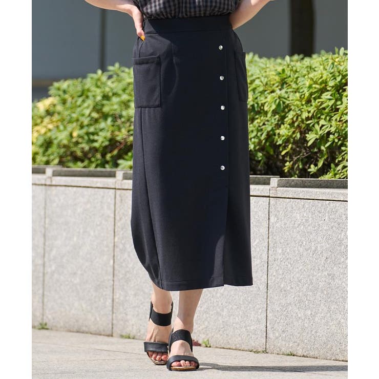 【S-LL】カジュアルにもきれいめにも ドット釦カーゴナロースカート | SHOO・LA・RUE | 詳細画像1 