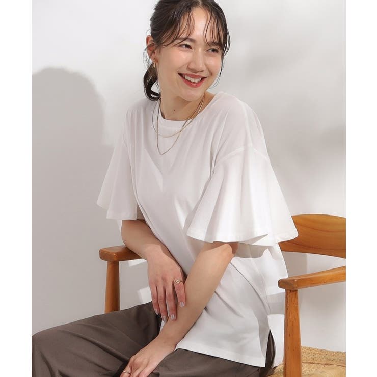 オフホワイト(003) | 【S-LL/ひんやり/二の腕カバー】華やかさをプラスする お袖フリルTシャツ | SHOO・LA・RUE