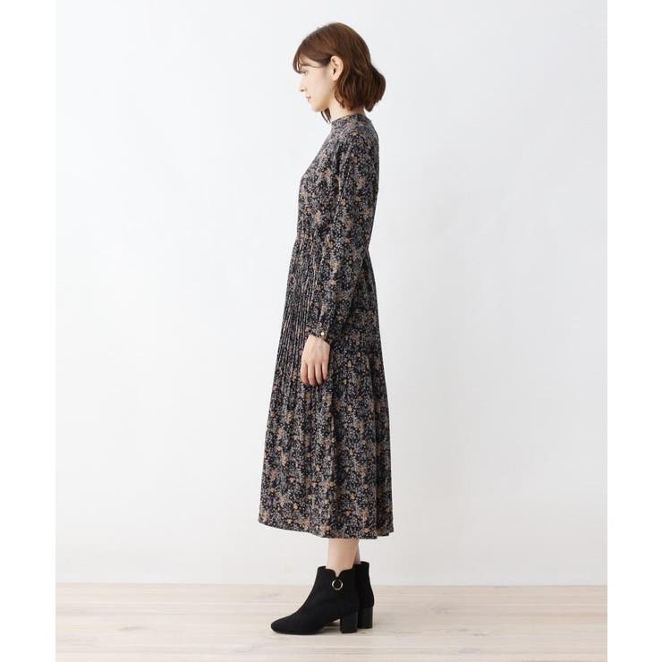 消しプリーツ花柄ワンピース 品番 Wrdw Grove グローブ のレディースファッション通販 Shoplist ショップリスト