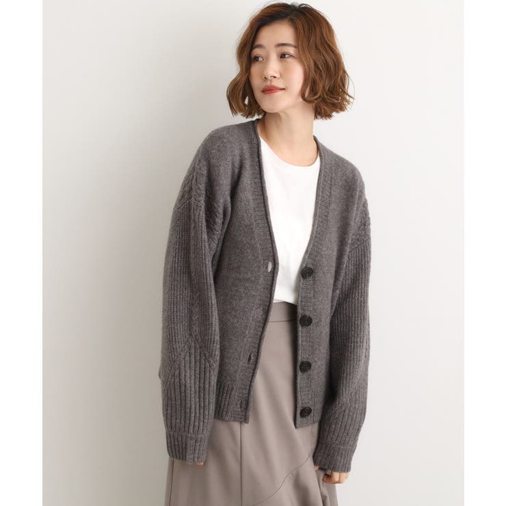 チャコール(014) | ケーブルアクセント Vネックカーディガン | grove