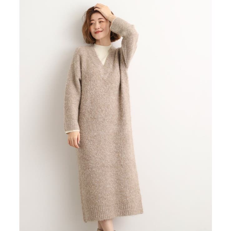 ベージュ(052) | 一枚でレイヤードコーデ完成！ブークレーニットワンピース | grove