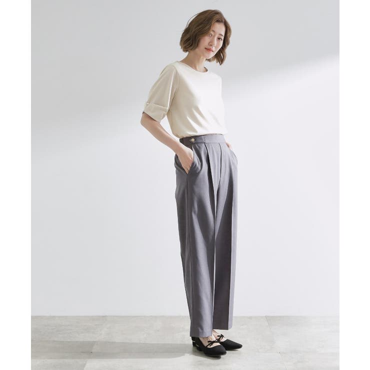 きちんと感と女性らしさ、二の腕カバーが一枚で叶う 袖口パール調ボタンプルオーバー | grove | 詳細画像2 