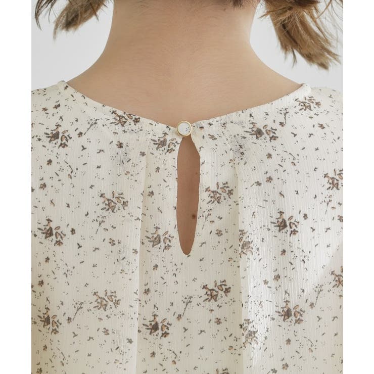 プリーツが彩る 華やか花柄ブラウス | grove | 詳細画像17 